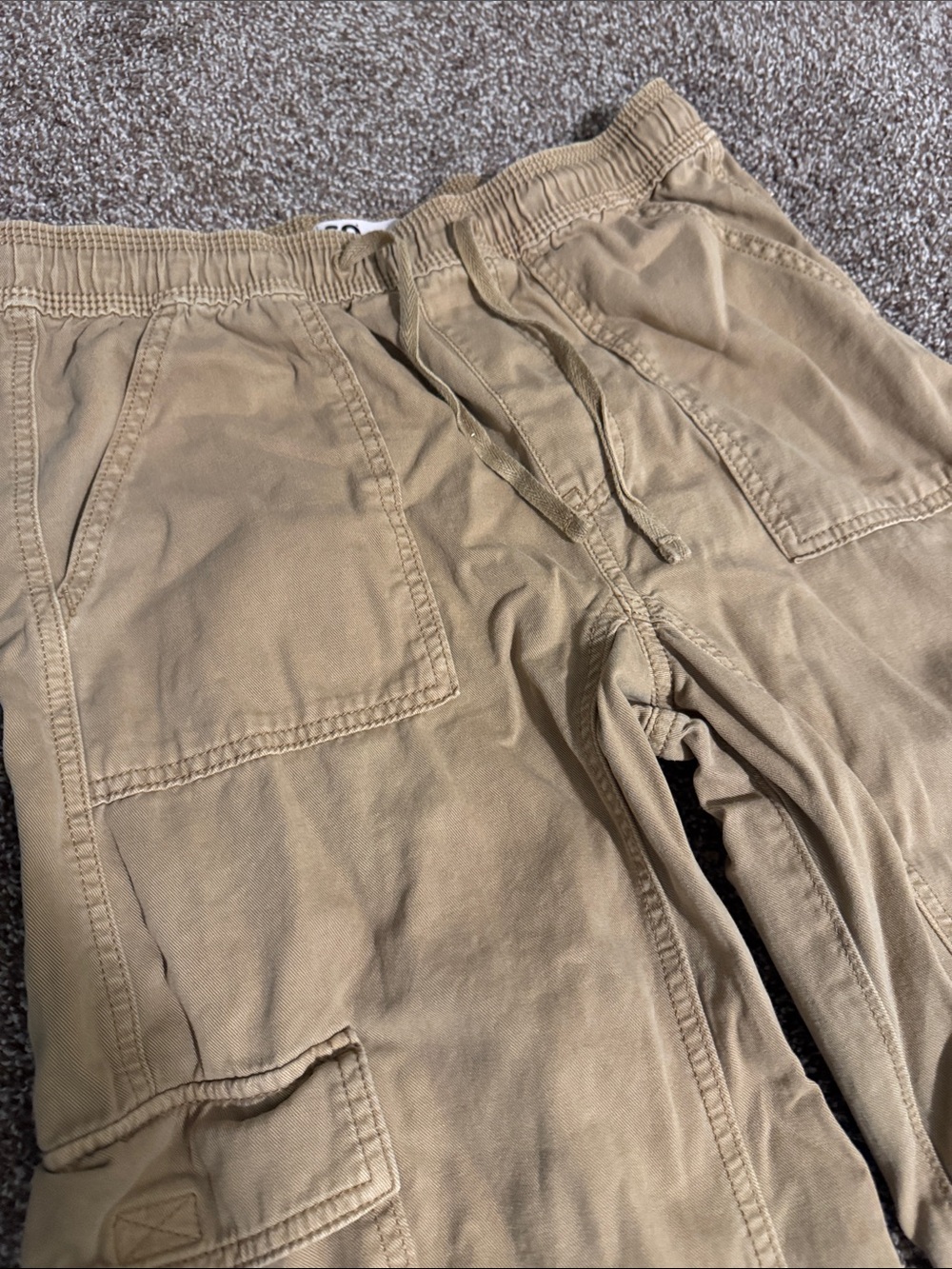Relaxed Fit Cargo Pants in Khaki with Elastic Waist - Picture 3 of 6